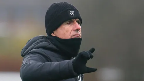 Luis Castro dá aval e diretoria fecha contratação de ‘peso’ no Botafogo