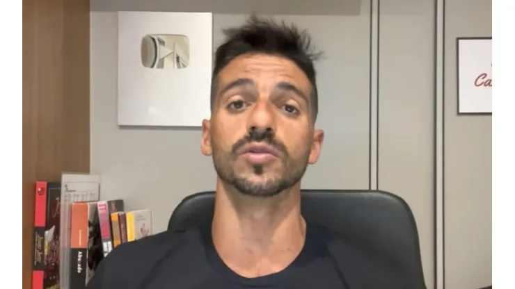 Venê Casagrande traz ‘quentinha’ e confirma a saída de zagueiro na próxima temporada