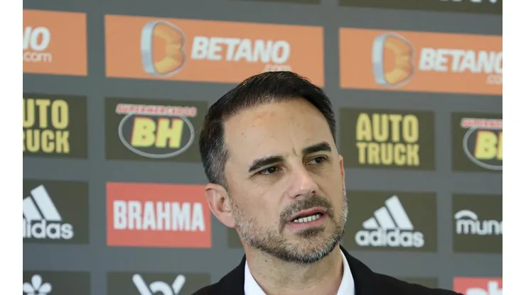 Rodrigo Caetano ‘bate o martelo’ e define o futuro de Nacho