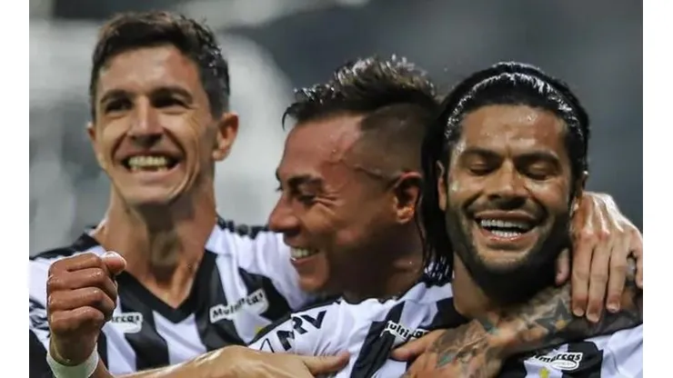 - Hulk, Vargas e Nacho