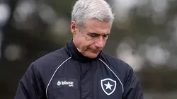 Foto: Vitor Silva/Botafogo/Divulgação - Luís Castro: técnico é "plano B" de seleção da Europa