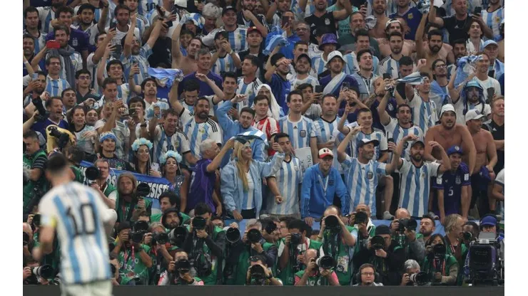 Richard Heathcote/Getty Images/ "Cerca de R$ 40 mil..."; Argentinos preparam uma verdadeira invasão no Qatar para a final da Copa do Mundo.