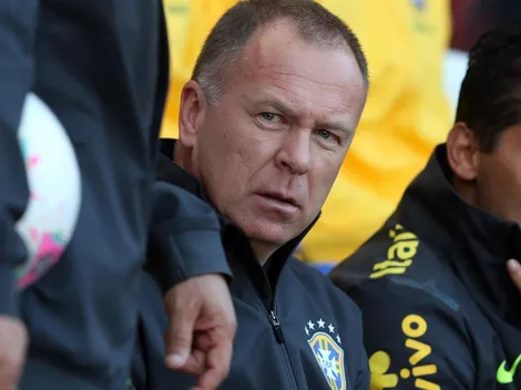 Mano precisa esquecer 'atrito' do passado ao trabalhar com 'renegado' da Seleção