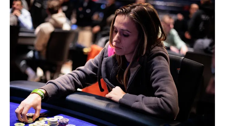 Susana Baranzelli em ação durante torneio especial em Praga (Foto: Danny Maxwell/PokerStars)