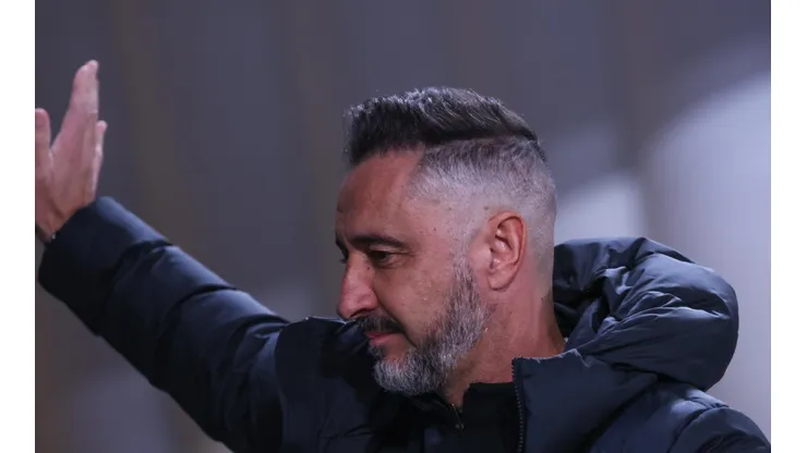 “Ninguém me contou, eu vi”; Jornalista da Globo manda a real sobre Vitor Pereira