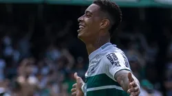Foto: Robson Mafra/AGIF - Alef Manga é o grande nome do Coritiba