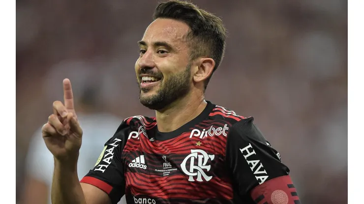 Éverton Ribeiro 'anuncia' ida para o Vasco e torcida enlouquece com hacker