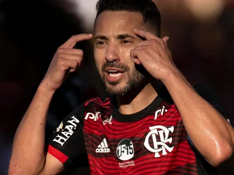 Everton Ribeiro posta nas redes sobre suposta transferência após ser hackeado