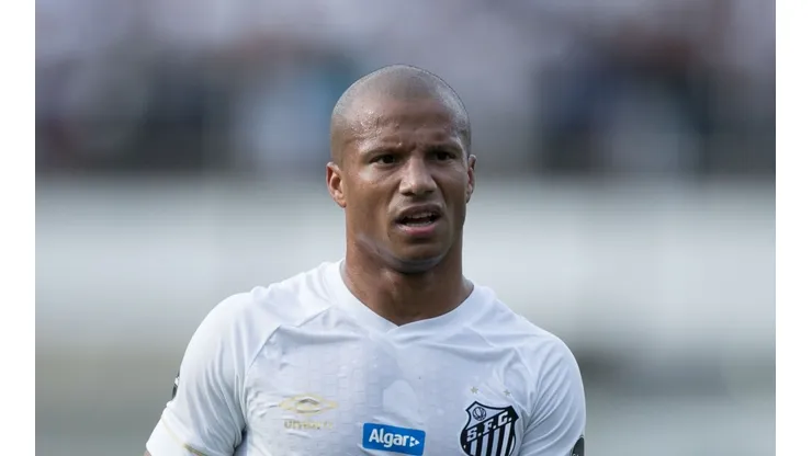 Foto: Pedro Vale/AGIF - Sánchez ganha em torno de R$ 400 mil por mês