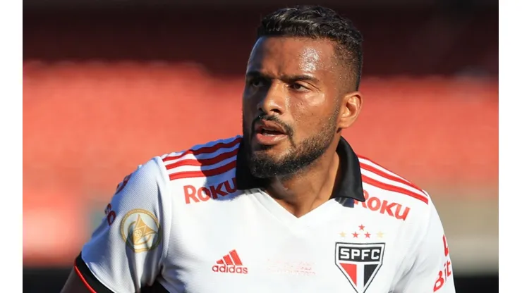 Foto: Marcello Zambrana/AGIF - Reinaldo jogará pelo Grêmio em 2023