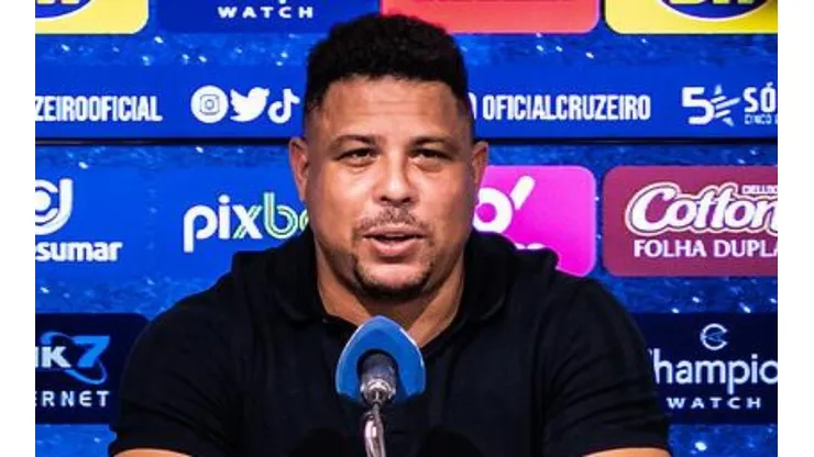 CHAPELOU! Galo recebe 'chapéu' de Ronaldo e vê rival garantido reforço