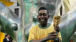 Pelé é homenageado pela Conmebol - Foto: Bolavip
