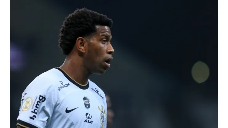 Foto: Marcello Zambrana/AGIF - 'Parça' de Gil no Corinthians pode chegar ao Cruzeiro