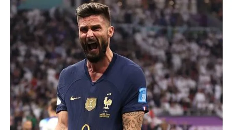 Foto: Catherine Ivill/Getty Images - Giroud fez o gol da classificação da França