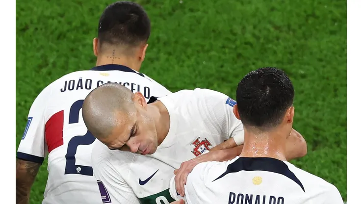 Foto: Alex Grimm/Getty Images - João Cancelo, Pepe e Cristiano Ronaldo