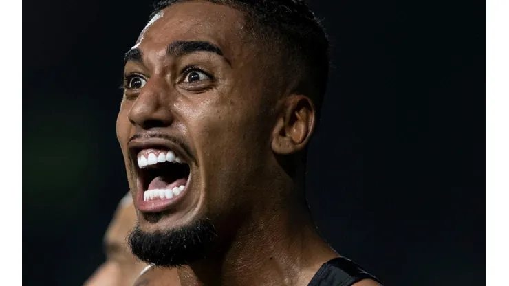 Jogador não se firmou no Galo - Foto: Jorge Rodrigues/AGIF.