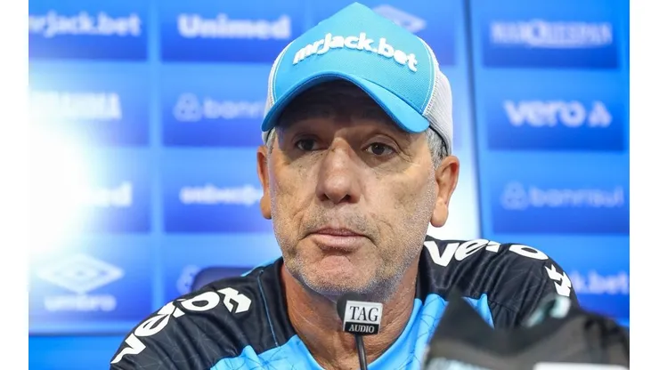 Renato é surpreendido com rescisão contratual e Campeão da Liberta pelo Grêmio