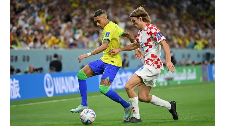 Photo by Justin Setterfield/Getty Images - Raphina não vai bem nos 45 minutos iniciais