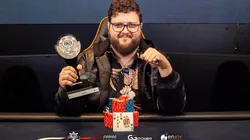 Igor Thiesen levou anel de campeão do mundo de poker (Foto: Divulgação/WSOP)