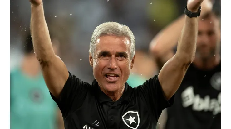 Jorge Rodrigues/AGIF - Luís Castro no Botafogo.