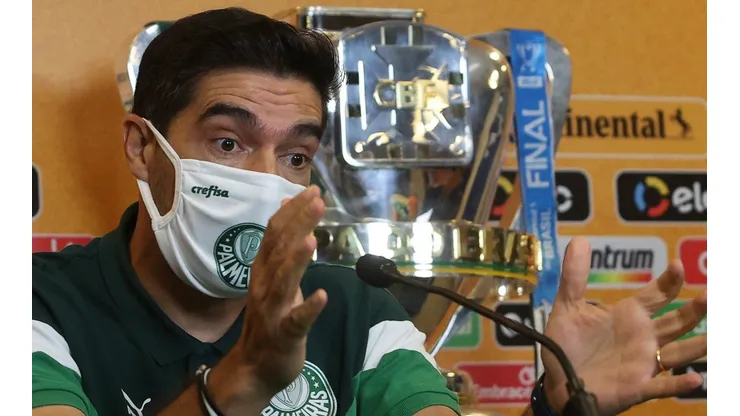Foto: Cesar Greco - Abel terá que quebrar a cabeça contra o Flamengo após 3 baixas no Palmeiras