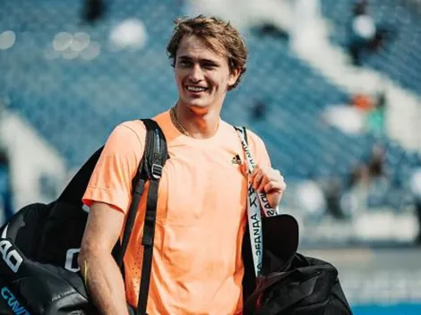 Após mais de seis meses, Zverev retorna às quadras e vence Thiem em exibição