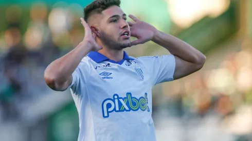 Foto: Luiz Erbes/AGIF - Bissoli: atacante está na mira do Vasco