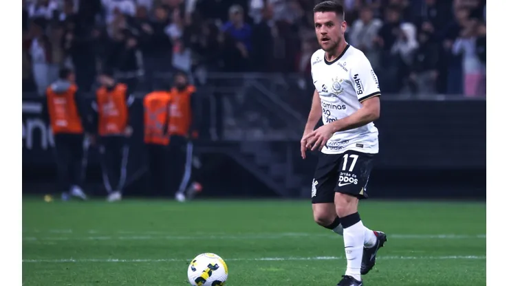 Foto: Marcello Zambrana/AGIF - Parça de Ramiro pode jogar no Juventude