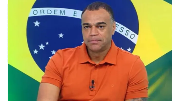 Denílson não se intimida e manda a real sobre possível venda de Endrick