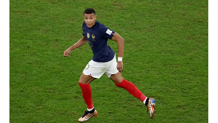 Foto: Elsa/Getty Images - Mbappé preocupou a comissão técnica da França