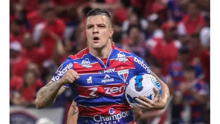 Foto: Lucas Emanuel/AGIF - Kayzer e + 3 do Fortaleza entram na mira do Sport