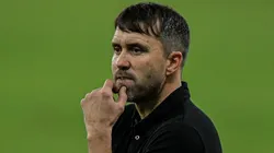 Foto: Thiago Ribeiro/AGIF - Coudet é avisado sobre saída de medalhão