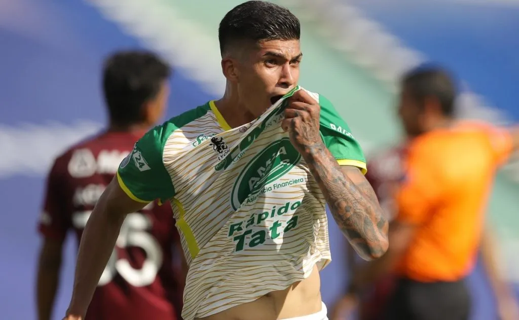 Adonis Frías foi campeão da Sul-Americana pelo Defensa Y Justicia em 2021 – Foto: Nicolás Aguilera – Pool/Getty Images/Argentina –