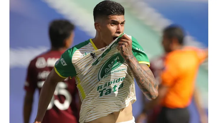 Adonis Frías foi campeão da Sul-Americana pelo Defensa Y Justicia em 2021 - Foto: Nicolás Aguilera - Pool/Getty Images/Argentina -