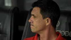 Thiago Ribeiro/AGIF/ "Já estou completamente desanimado"; Torcida se irrita sobre contratação de volante para equipe de Maurícia Barbieri.