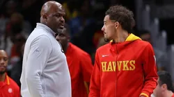 Nate McMillan e Trae durante a partida contra o Thunder
