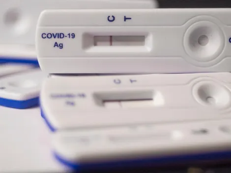 Covid-19: Testes positivos em farmácias apresentam alta de 1001%