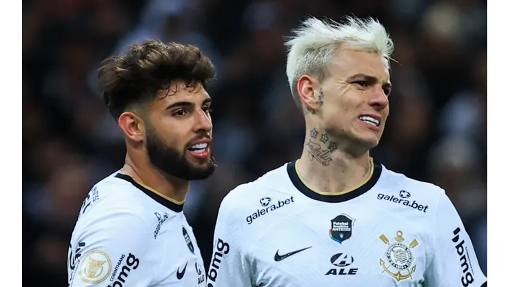 Foto: Marcello Zambrana/AGIF - Torcida do Corinthians pede atacante para formar trio dos sonhos