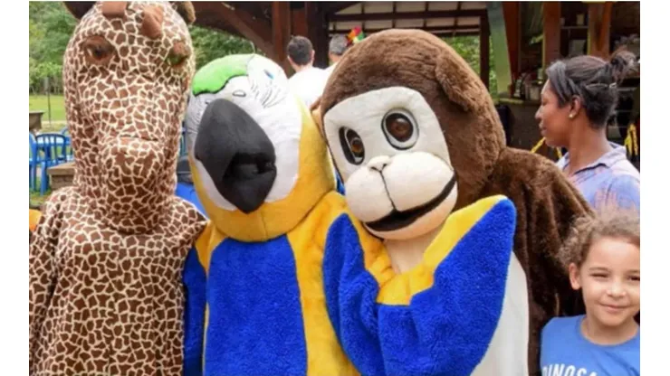 Secretaria realiza vacinação em zoológico para auxiliar o avanço da cobertura. Imagem/Reprodução: Secretaria de Saúde do DF.