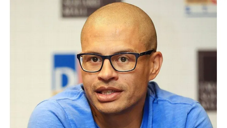 Foto: Reprodução/ Avaí - Alex, técnico do Avaí em 2023