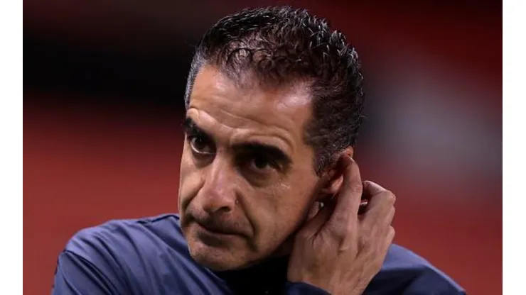 Foto: Franklin Jacome/Getty Images - Renato Paiva deve ser o novo treinador do Bahia