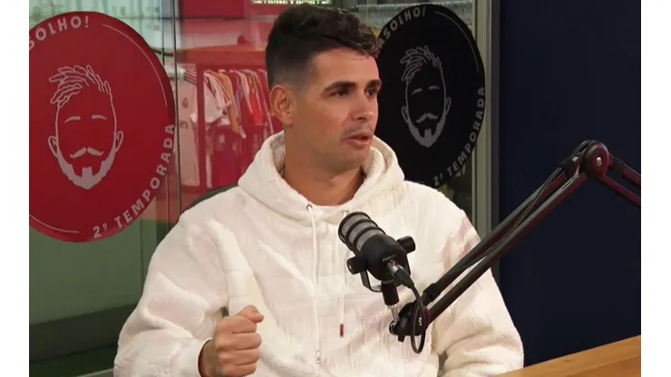 “Alguns não sabem”; Oscar manda a real ao vivo sobre jogar no Fla