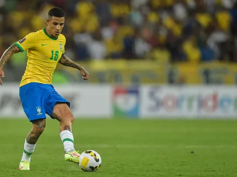 Com Arana fora da Copa, lateral-esquerdo do Botafogo se oferece para Seleção Brasileira