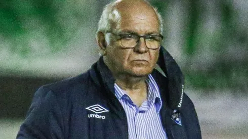 Romildo Bolzan consegue vitória de última hora nos bastidores do Grêmio