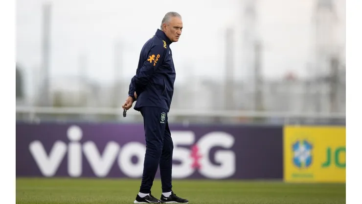 Flickr Oficial do time: Lucas Figueiredo/Flickr Oficial CBF - Tite torce para a recuperação de um jogador