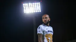 Getty Images/Agustin Cuevas - Daniel Alves vem encontrando dificuldade no México