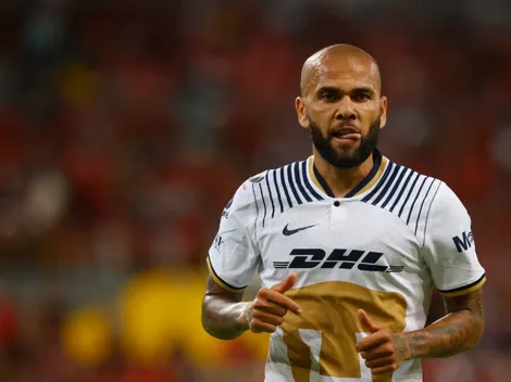 Daniel Alves é sincero e aponta rival da Seleção como melhor jogador da história; CONFIRA