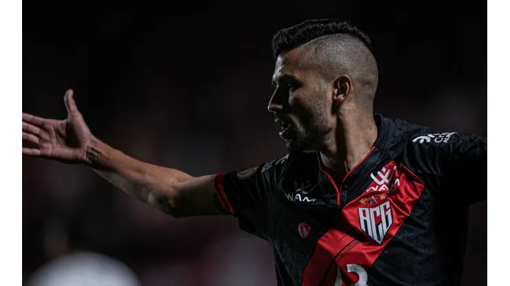 Heber Gomes/AGIF - Jorginho pelo ACG.
