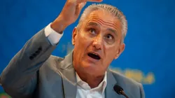 Tite defendeu que Dani Alves tem características de um lateral construtor