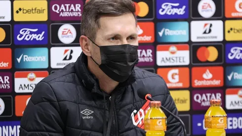 Foto: José Tramontin/athletico.com.br/Divulgação - Paulo Turra: auxiliar falou em entrevista após vitória do Athletico